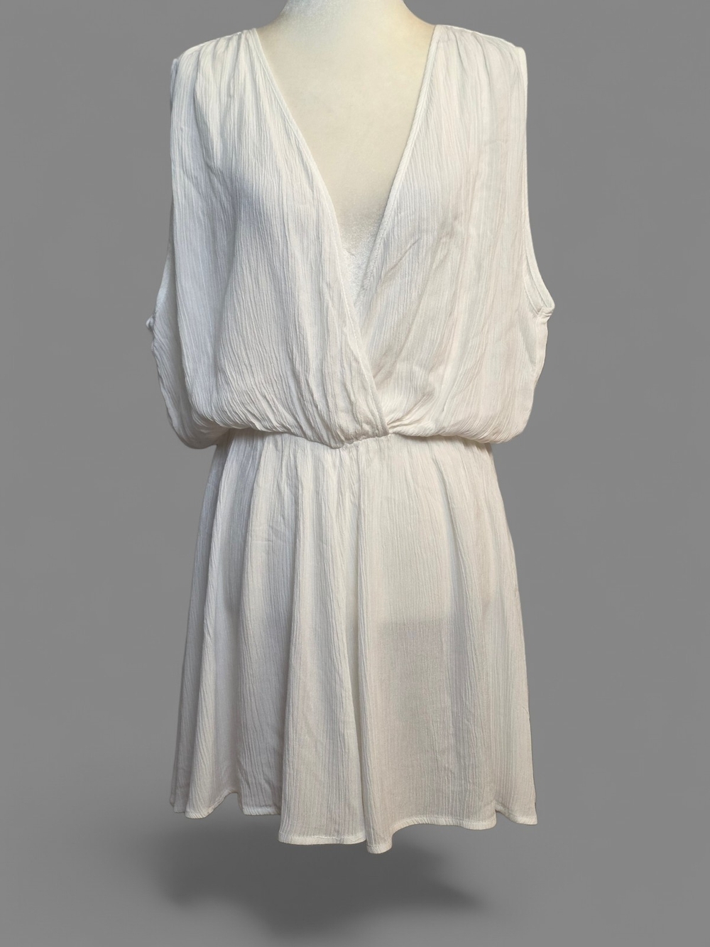 Zenana Outfitters White Crinkled V-Neck Dress